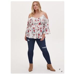Torrid Cold Shoulder Babydoll Top 3X White Red Floral Rayon Bell Sleeve Boho